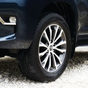 land-cruiser-prado %2